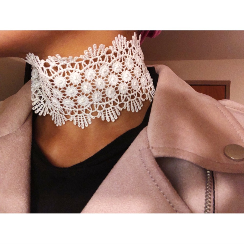 ALDO White Lace Choker Necklace